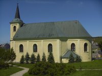 Kirche auf dem Gottesgaber Marktplatz