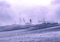 Schneetreiben �ber Kuppen und H�nge