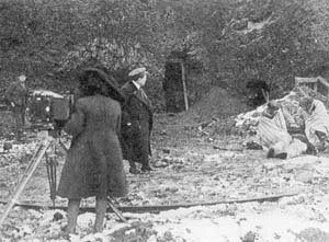 William Wauer (mit M�tze) bei Dreharbeiten im Jahr 1915