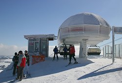 Die Bergstation liegt in 1213 m H&ouml;he, da hei&szlig;t es warm anziehen!